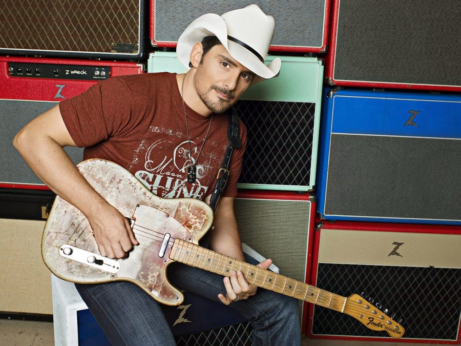 Brad Paisley to Perform in Downtown Orlando on Camping World Kickoff
